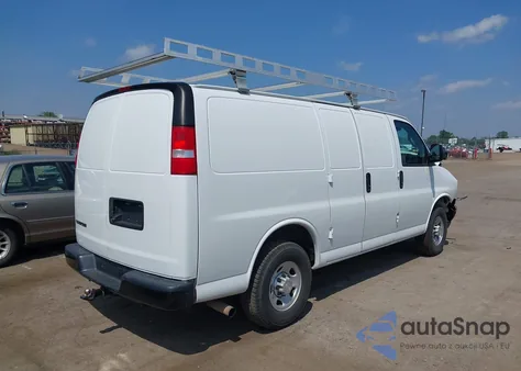 2020 Chevrolet Express Cargo Rwd 2500 Regular Wheelbase Wt из США, поврежденный, VIN 1GCWGAFGXL1195412